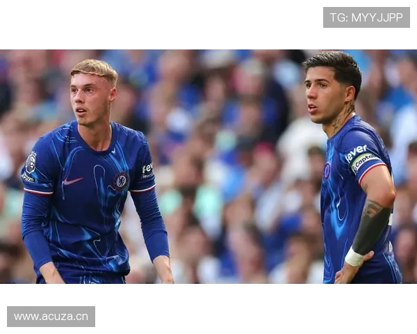 德容 vs 罗德里：控场能力差距在哪