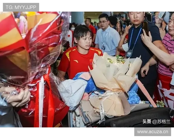 全红婵回家连吃三顿猪脚饭，教练说她训练完能干掉一整只烧鸡