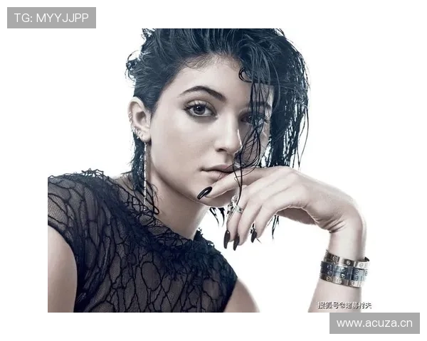 史梦瑶训练完直接拎爱马仕去吃米其林，这日子谁顶得住